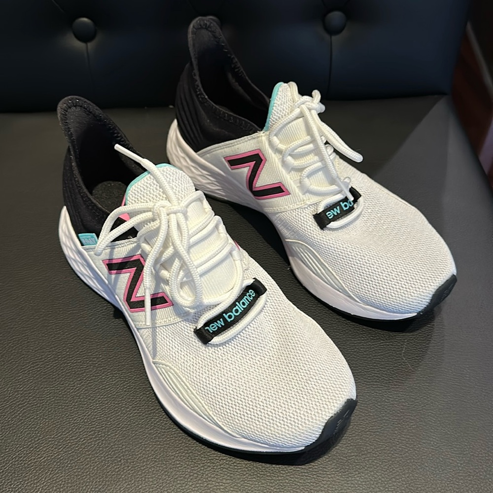 New Balance fresh foam ROAV size 7.5
